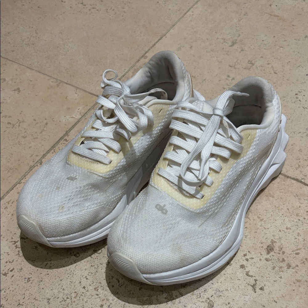 ALO Yoga White and Cream Athletic Sneakers